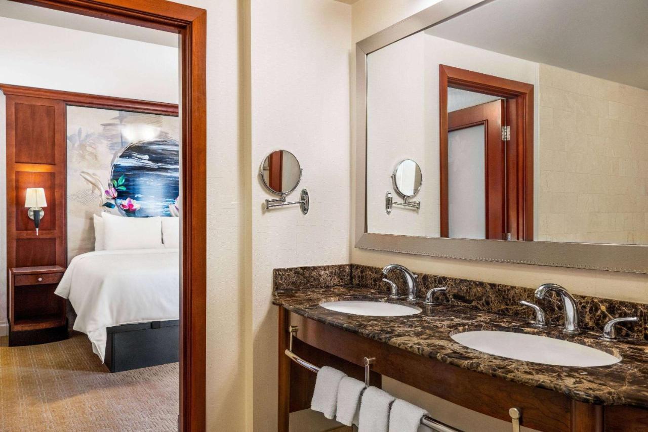 Viana Hotel And Spa, Trademark Collection By Wyndham Westbury Buitenkant foto