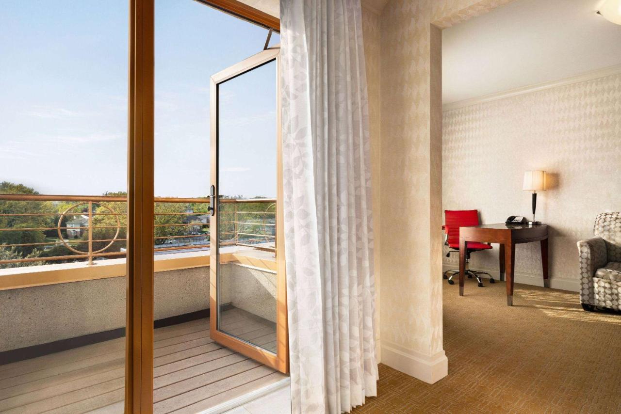 Viana Hotel And Spa, Trademark Collection By Wyndham Westbury Buitenkant foto
