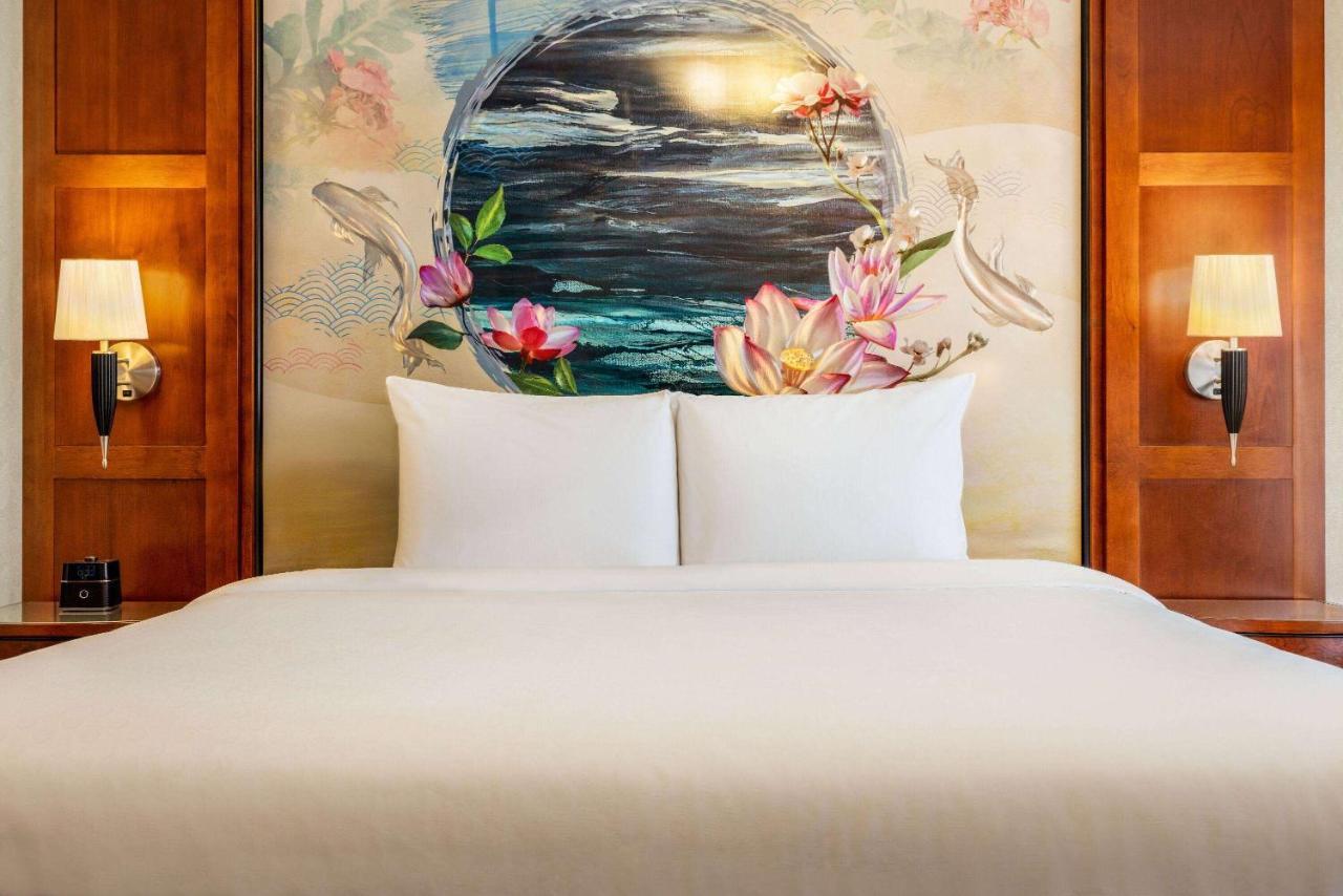 Viana Hotel And Spa, Trademark Collection By Wyndham Westbury Buitenkant foto