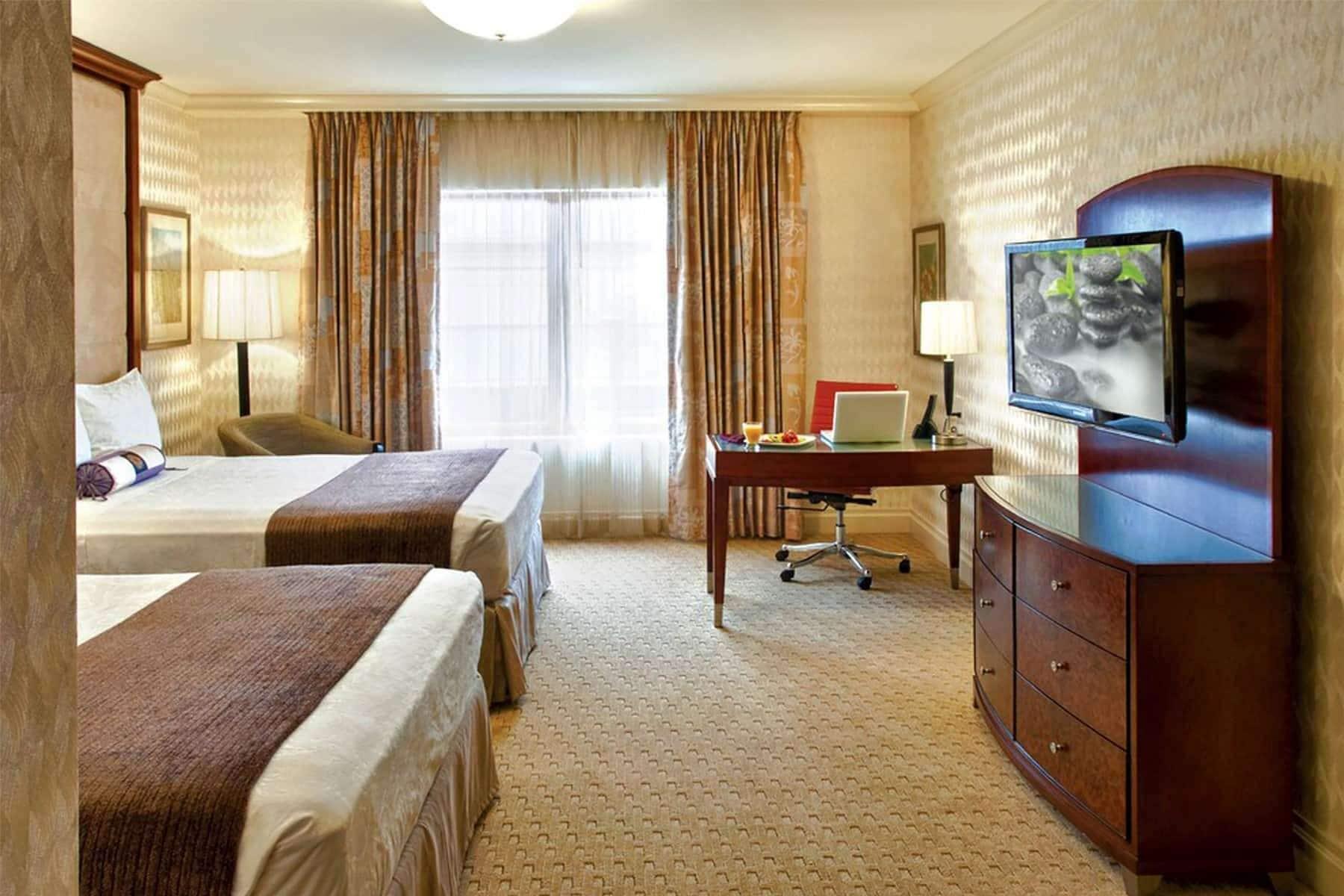 Viana Hotel And Spa, Trademark Collection By Wyndham Westbury Buitenkant foto